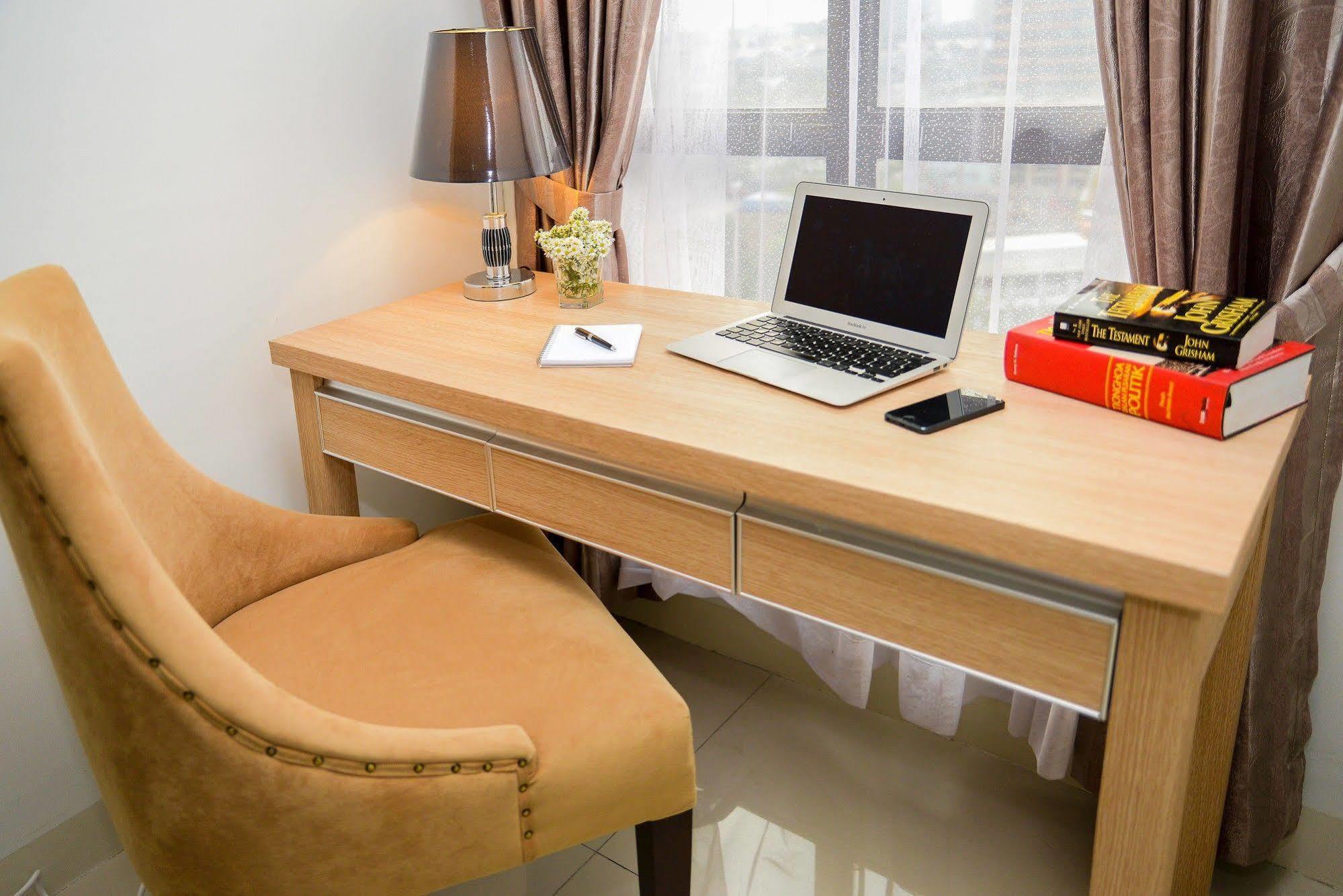 The Cupcake Suites Jakarta Kültér fotó